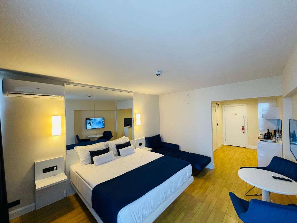 Seaside Vip40 Hotel Batumi Exterior photo