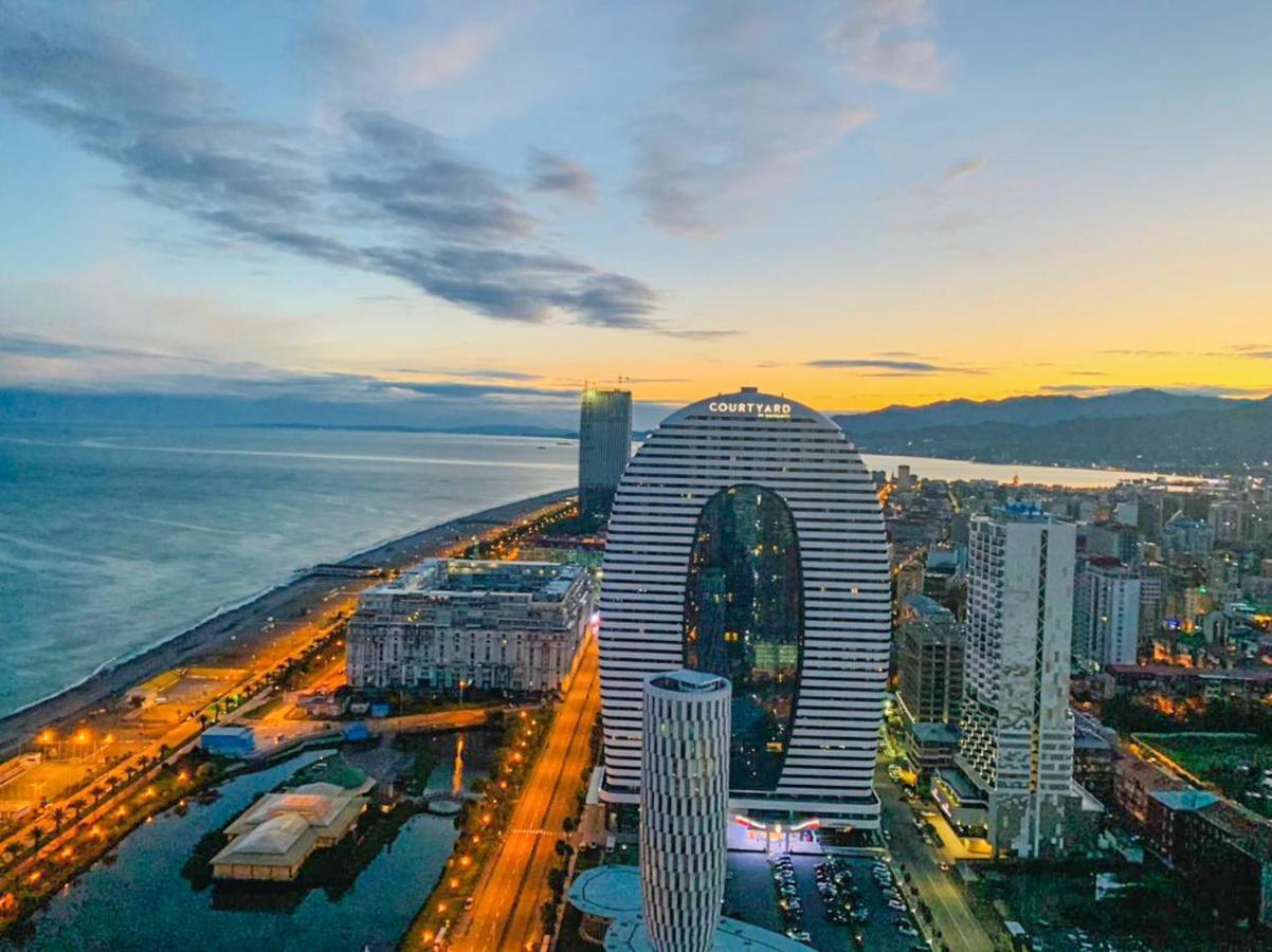 Seaside Vip40 Hotel Batumi Exterior photo