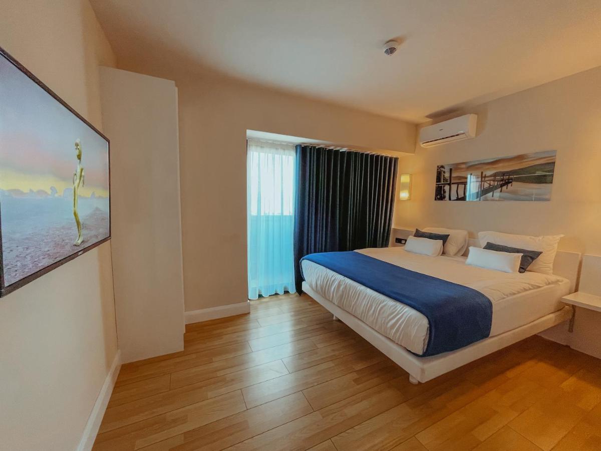 Seaside Vip40 Hotel Batumi Exterior photo